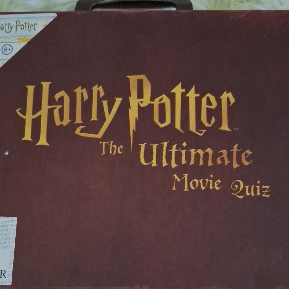 Harry Potter The Ultimate Movie Quiz Board Game - Brown